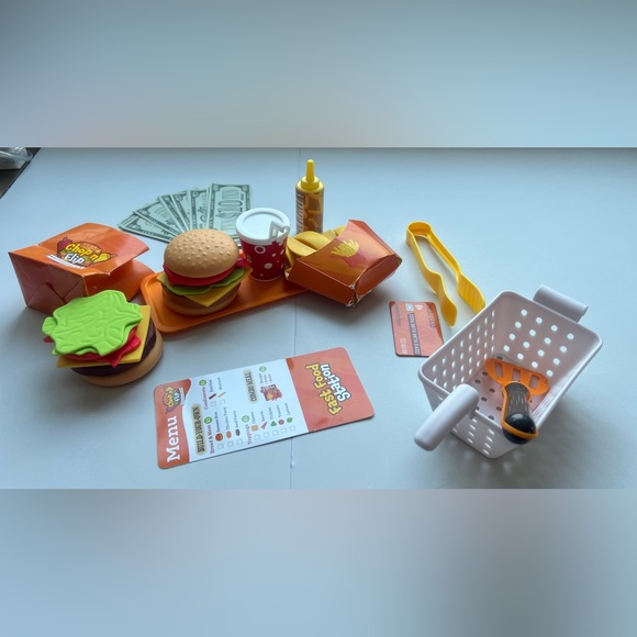 Kids Fast Food Play Set with Accessories - Picture 7 of 9